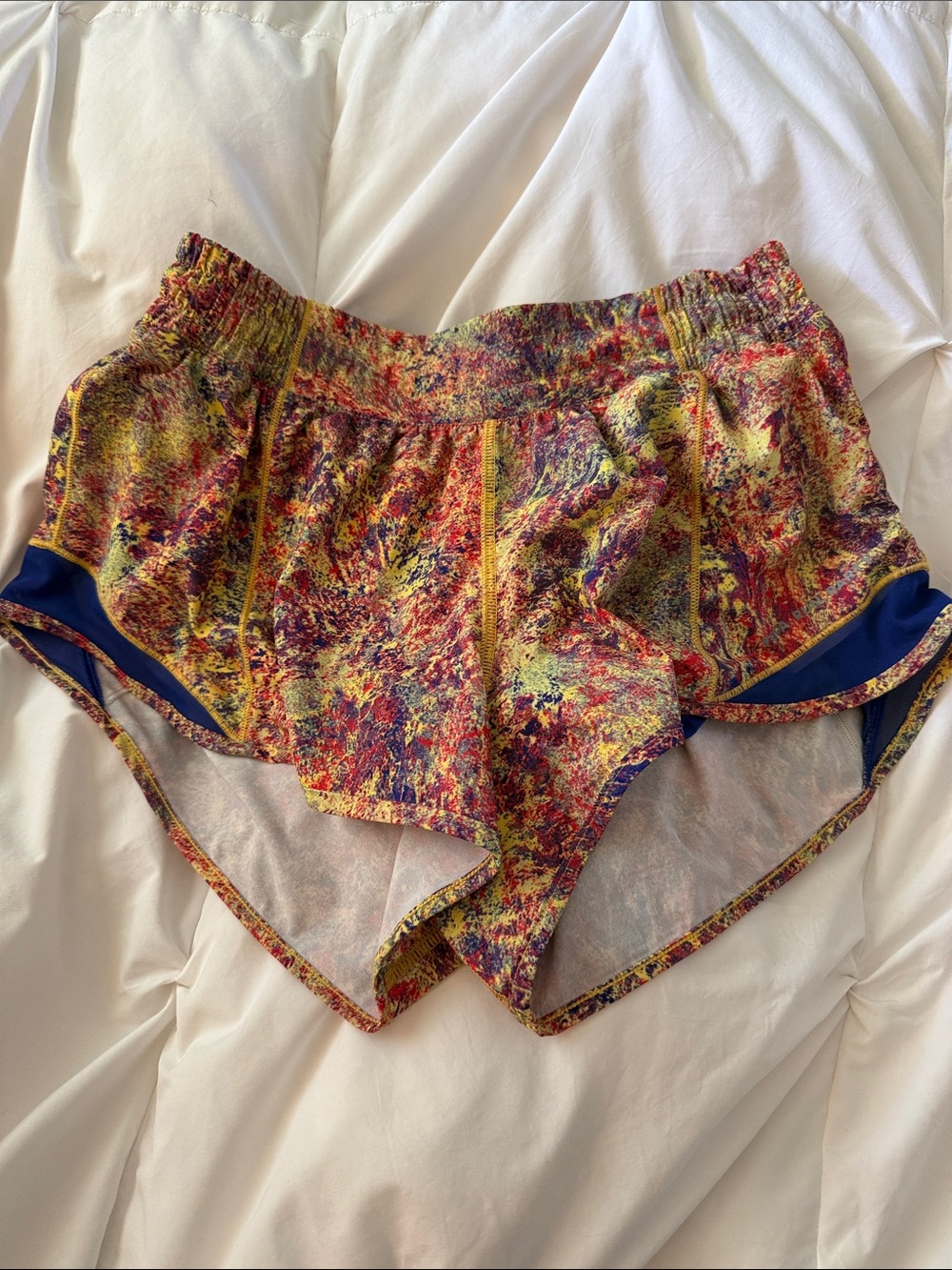 Lululemon Multicolor Women’s Athletic Shorts - Vibrant Print